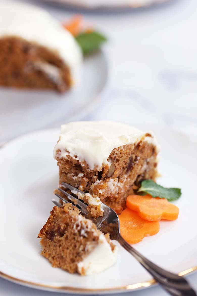 Simple and Easy Carrot Cake Recipe