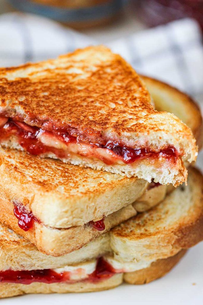 Peanut Butter Jelly Banana Sandwich Recipe