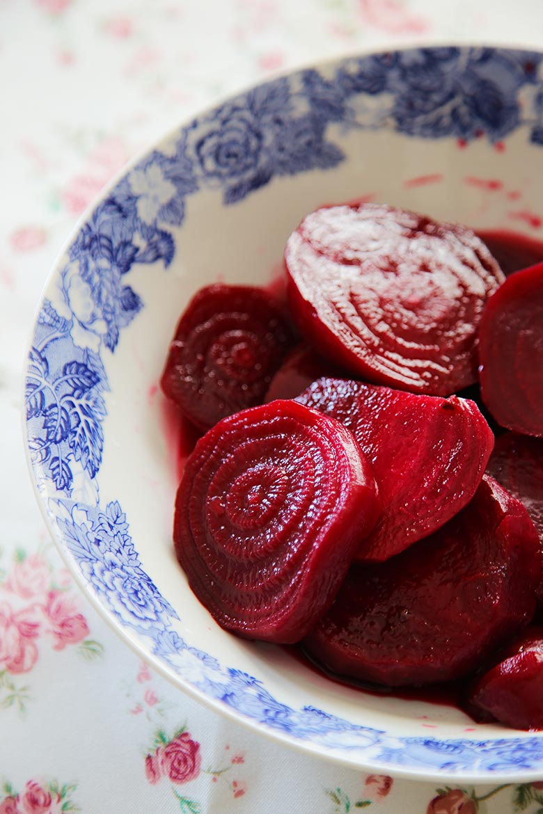 cook-beets-easily-with-boiled-water-just-in-few-minutes