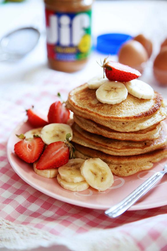 Banana Peanut Butter Pancakes Recipe for Breakfast