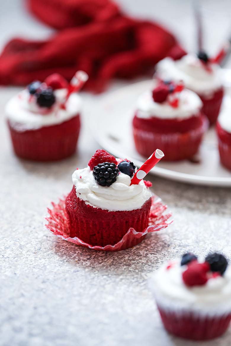 Red Velvet Cupcake Recipe With White Chocolate Mocha Filling