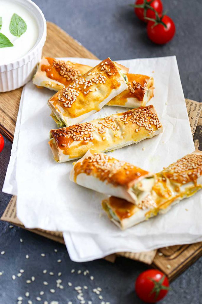 Spinach and Feta Rolls Recipe (Turkish Borek)