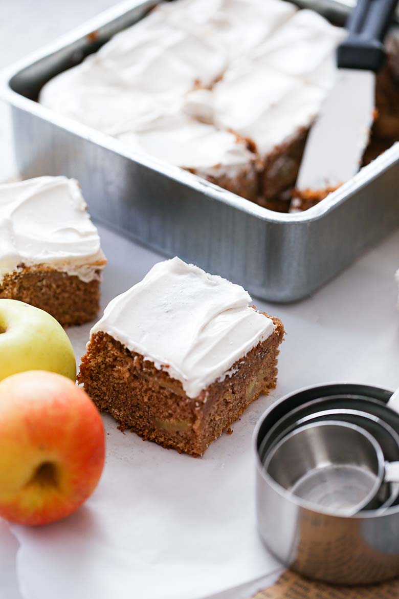 Cinnamon Apple Sheet Cake Recipe 1