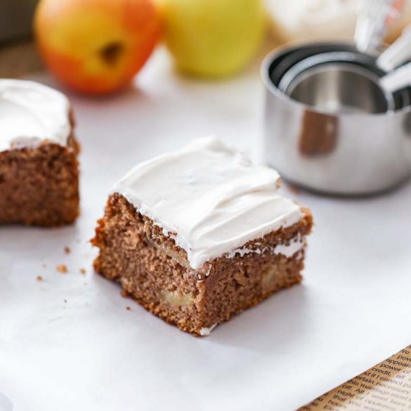 Cinnamon Apple Sheet Cake Recipe
