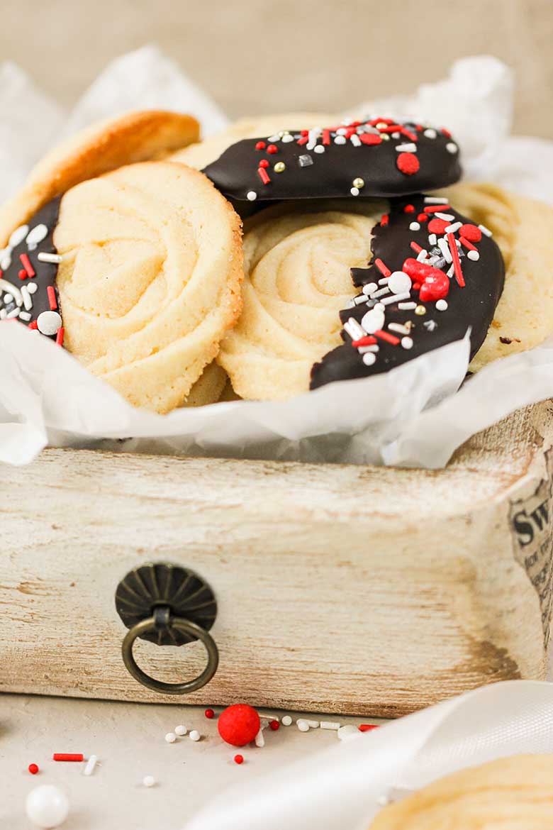 Christmas Butter Cookies With Sprinkles
