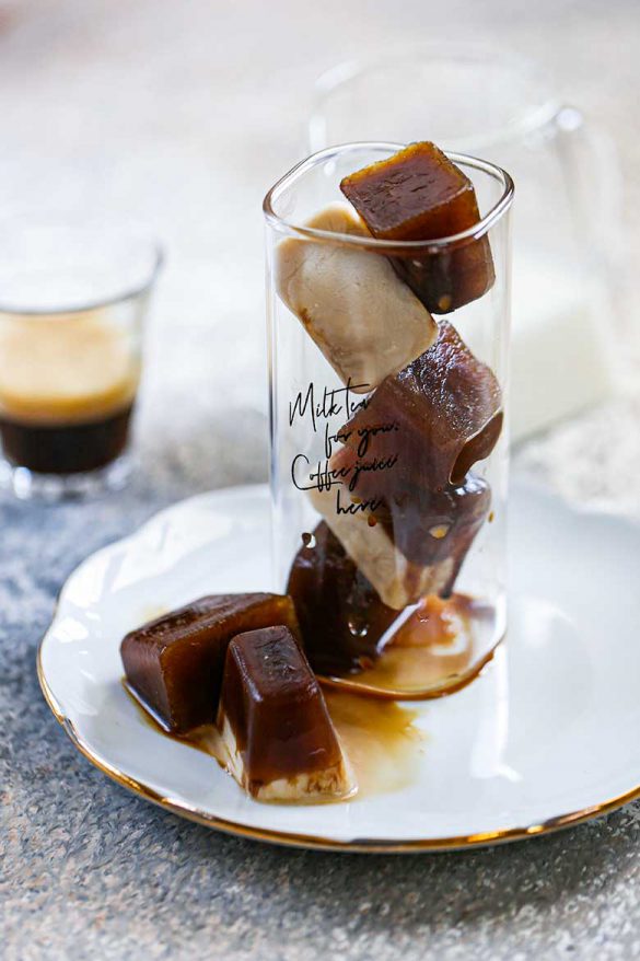 Easy Coffee Ice Cubes
