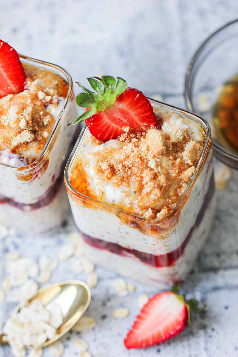 Strawberry Cheesecake Overnight Oats With Cream Cheese