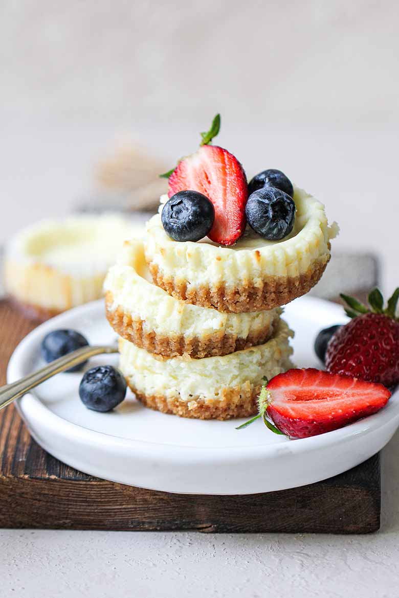 4th of July Mini Cheesecakes