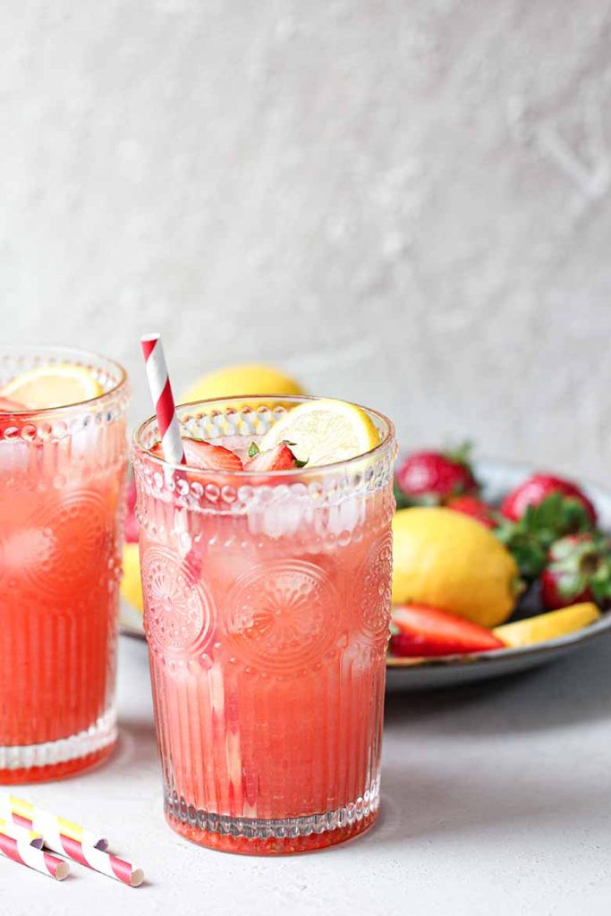 Sparkling Strawberry Lemonade Recipe sparkling-strawberry-lemonade-recipe