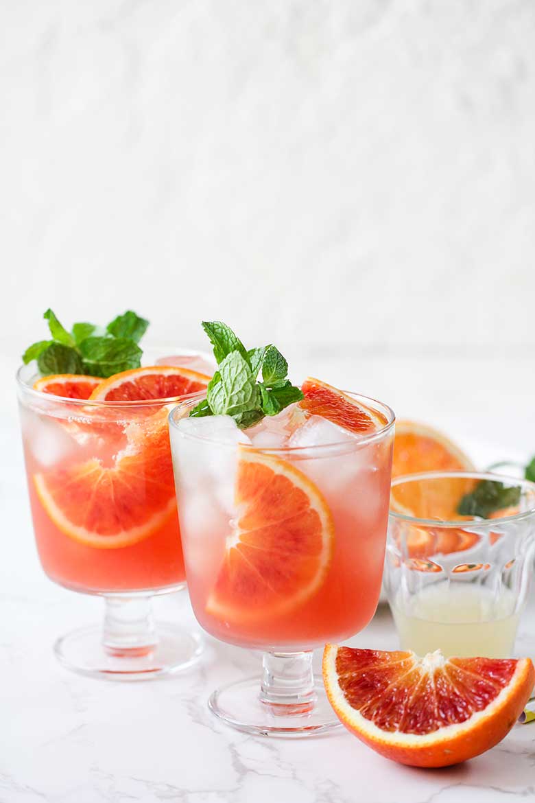 Non-alcoholic Blood Orange Cocktail