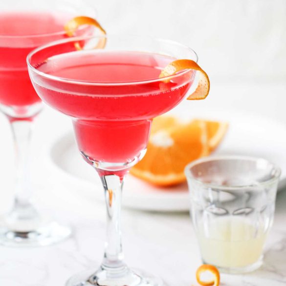Non-alcoholic Cosmopolitan Mocktail Recipe